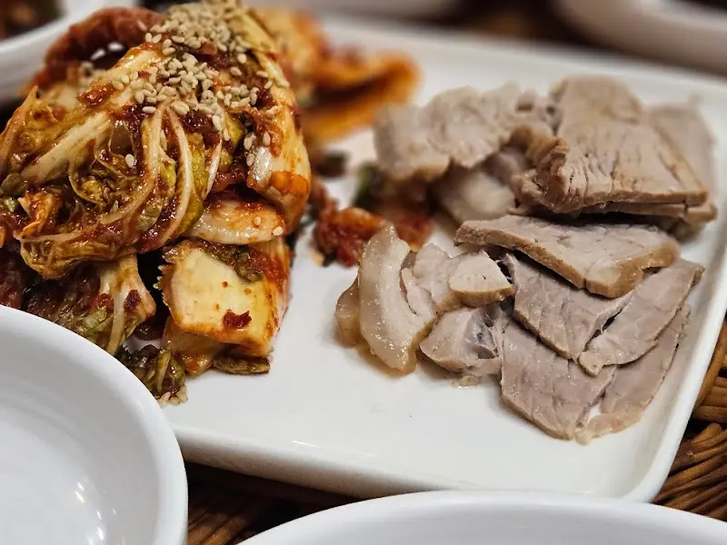 수육과 김치의 환상적인 조합