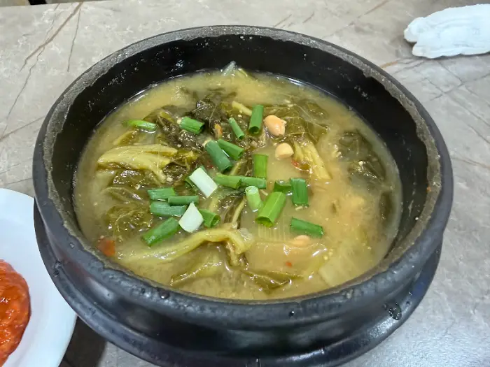 푸짐한 우거지된장국 클로즈업 사진