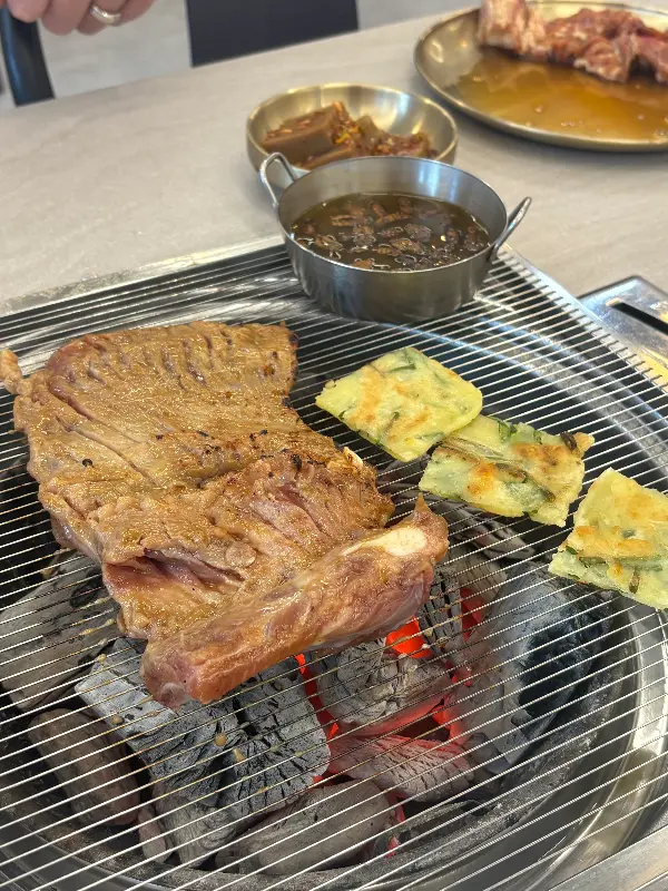 오성숯불갈비 메뉴판