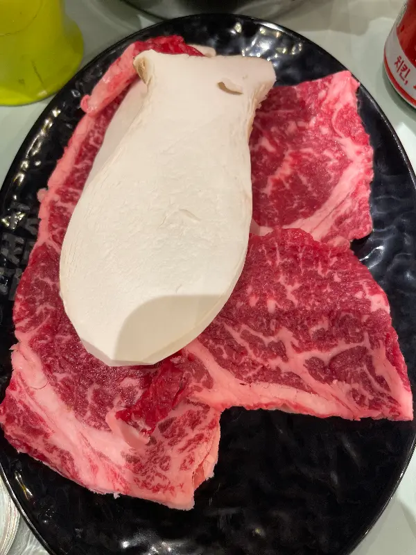 꾸석지한우돌판 창원 봉곡점