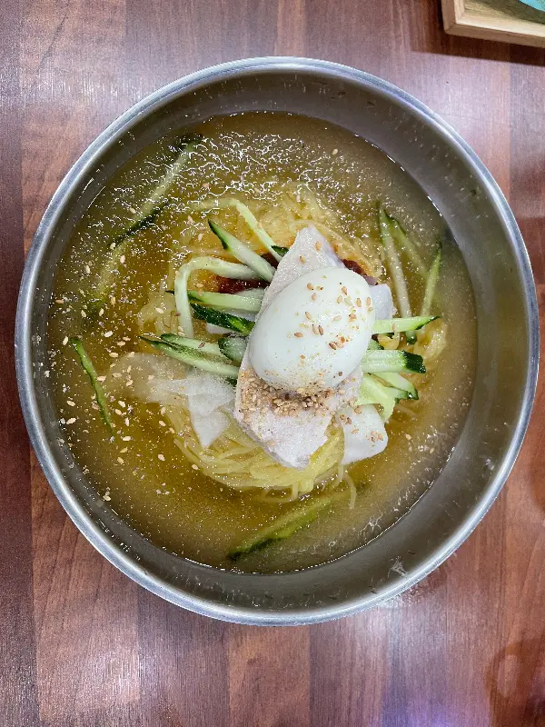 한 그릇 뚝딱 비운 물비빔면