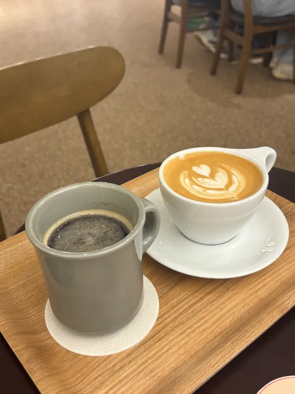 커피와 티라미수