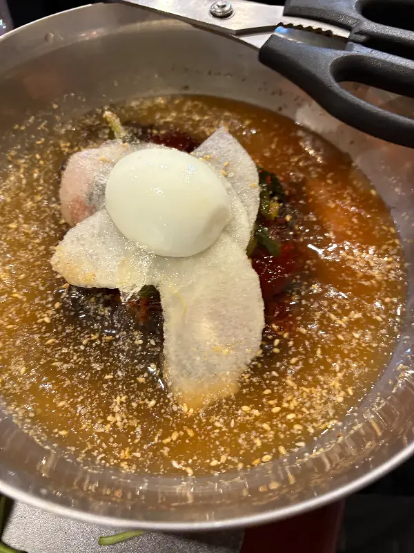 시원한 비빔냉면