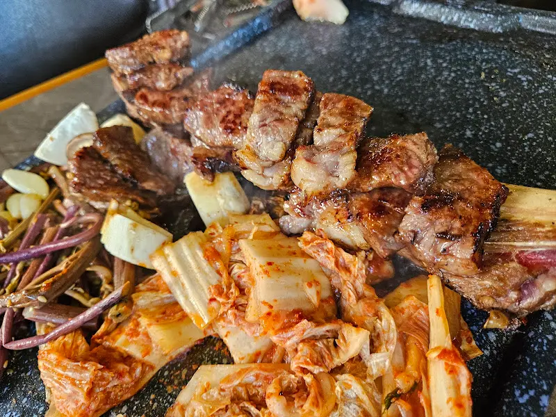 우대갈비와 김치