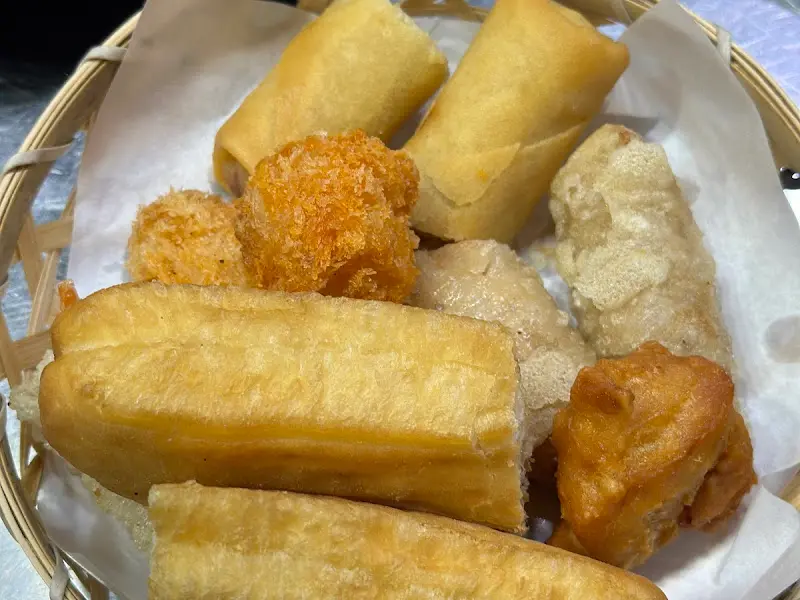 베트남 현지 느낌이 물씬 풍기는 식기