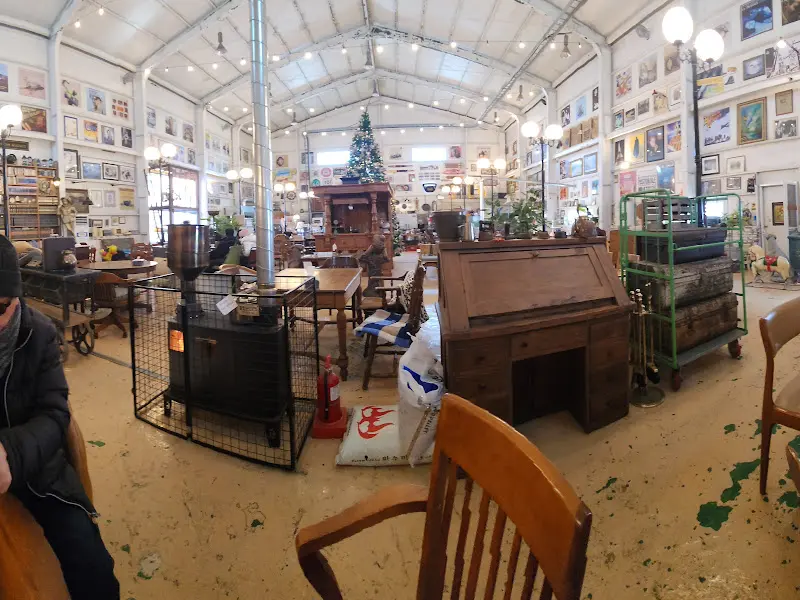 카페 내부 전경