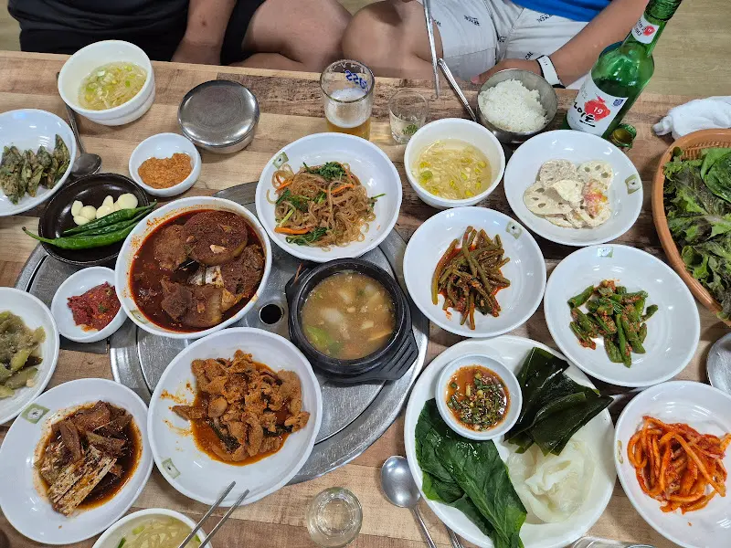 푸짐한 한 상 차림