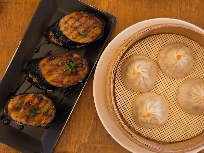 가지튀김과 딤섬