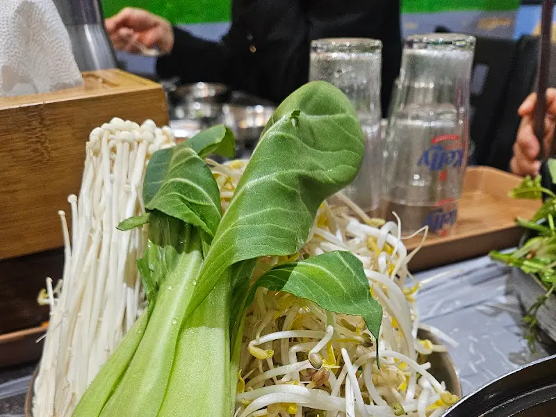 동진식당에서 즐거운 식사