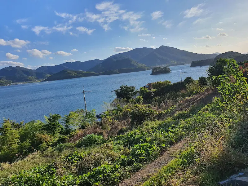 소향다원에서 바라본 칠천도 바다