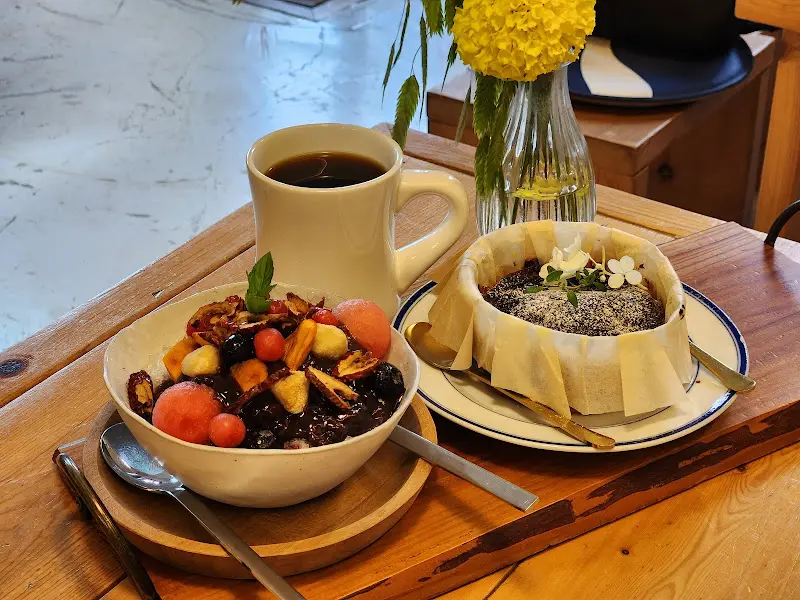 팥빙수, 단호박 바스크 치즈 케이크, 커피 한 상 차림