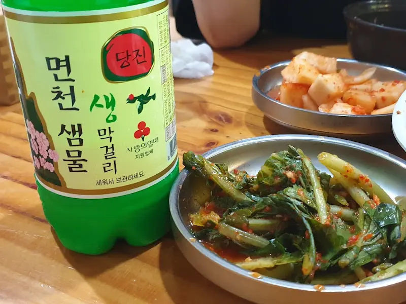 용현집 기본 반찬