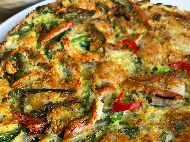 해물이 듬뿍 들어간 파전 확대샷