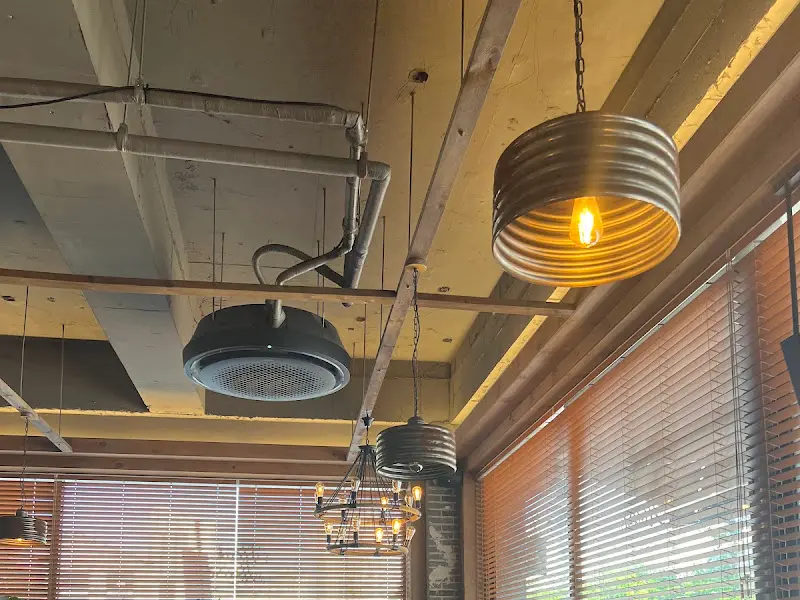 코지하우스 내부 조명