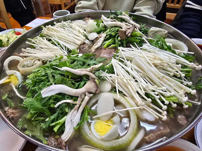 푸짐한 곱창전골