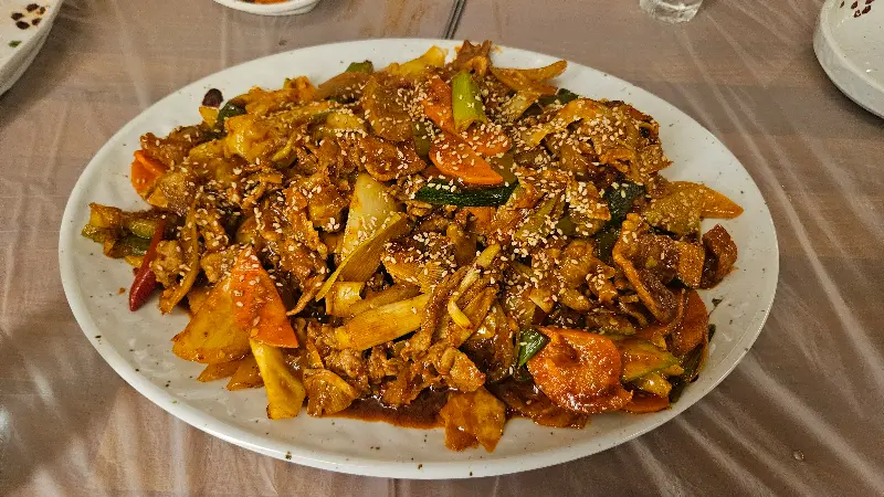 맛깔스러운 닭볶음탕