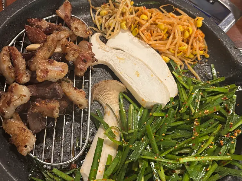 모듬 구이 한 상 차림