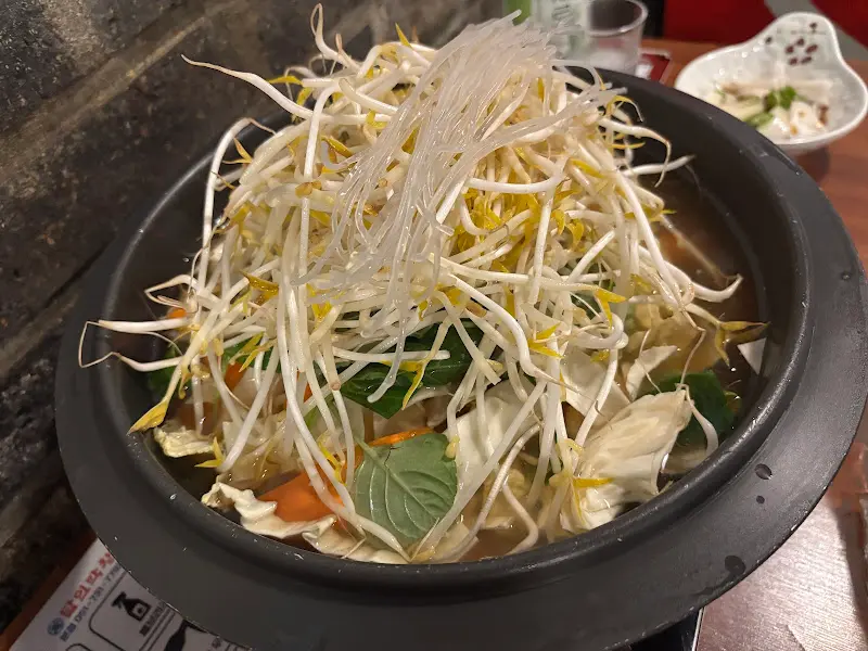 푸짐한 곱창 전골