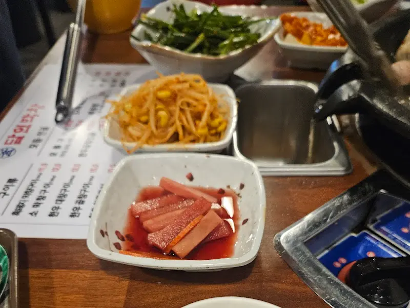 다양한 곁들임 메뉴