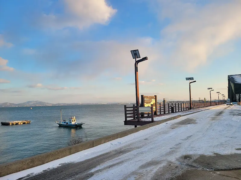 식당 앞 바다 풍경