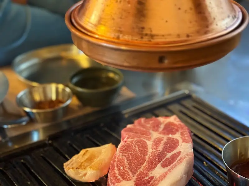 구워지는 눈꽃목살