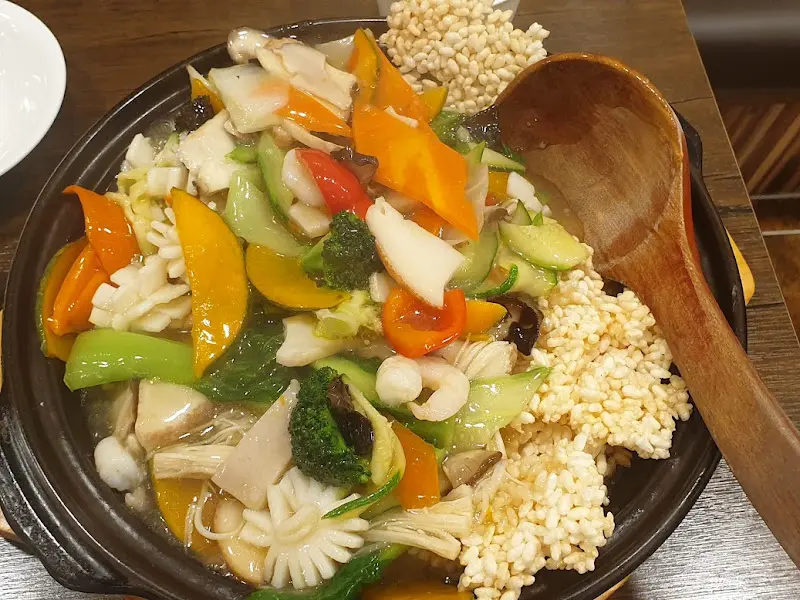 해물 누룽지탕 한 상 차림