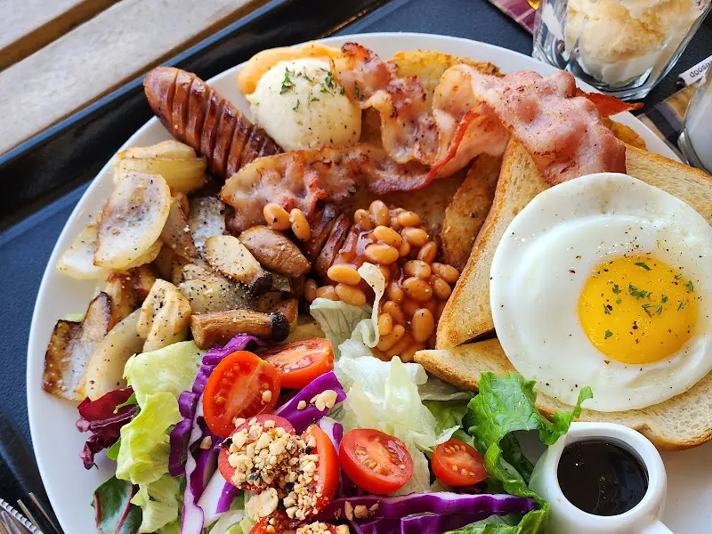 푸짐한 브런치 메뉴