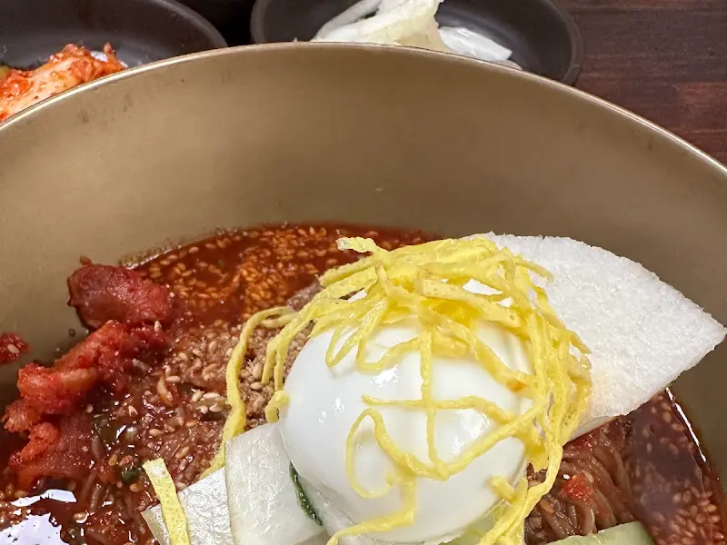 다시 봐도 먹음직스러운 평양냉면