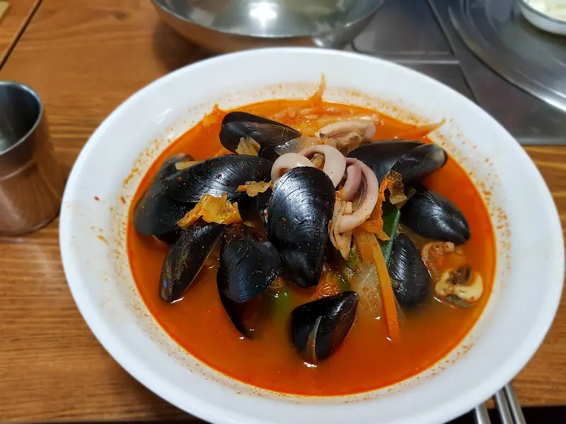 해산물이 듬뿍 들어간 짬뽕