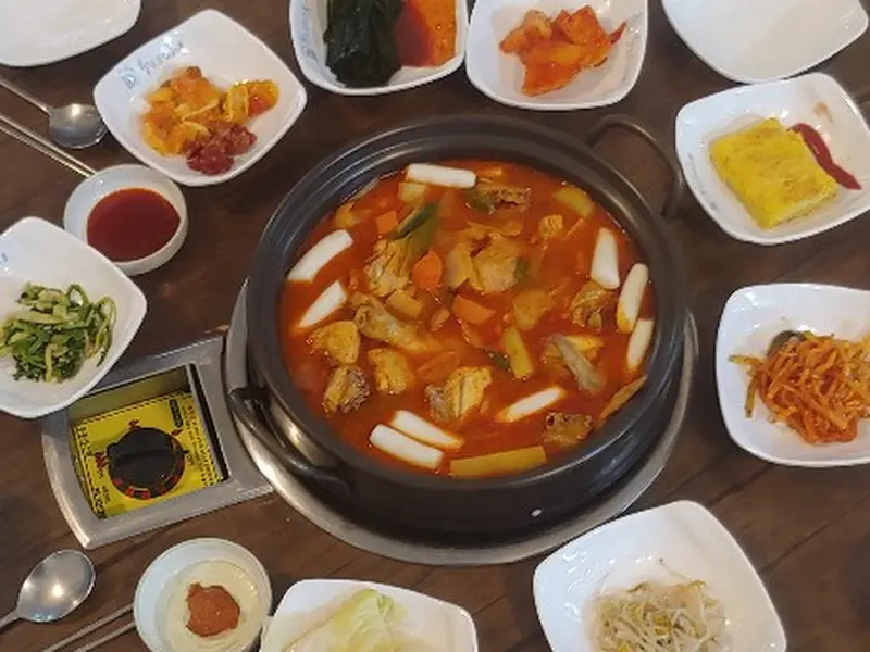 김치 닭볶음탕