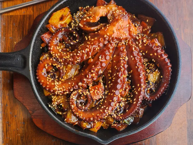 돌문어덮밥 클로즈업