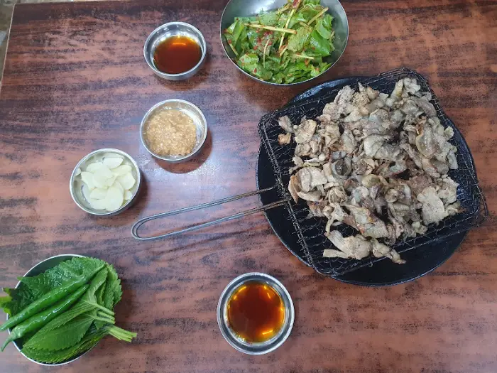 석쇠 불고기 한 상 차림