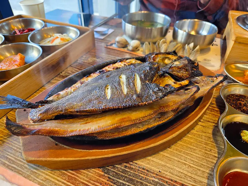 푸짐한 생선구이