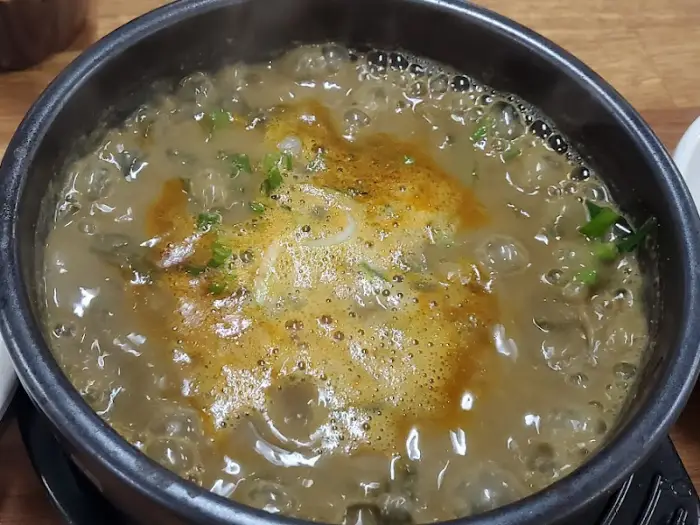 추어탕 국물 디테일