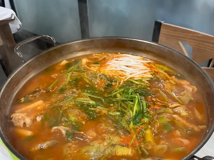 팔팔 끓고 있는 매운탕