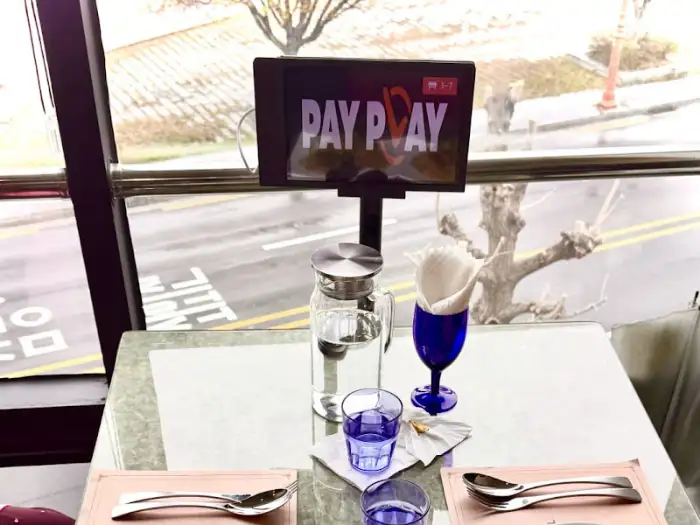 진주 하이아시아 레스토랑의 테이블 세팅