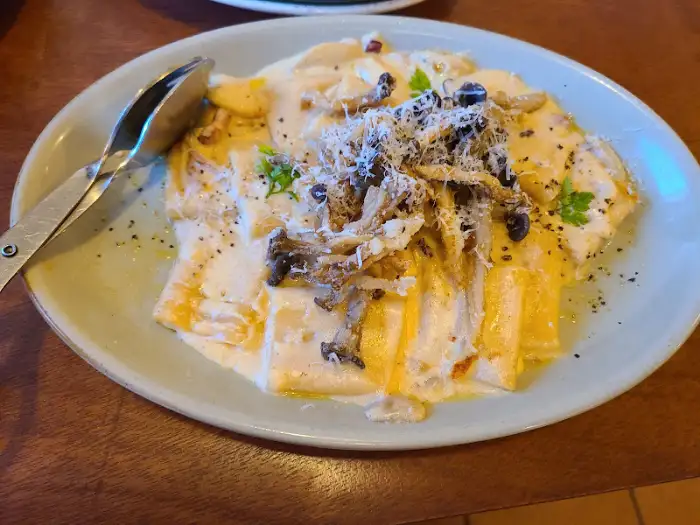 트러플 머쉬룸 크림 파스타