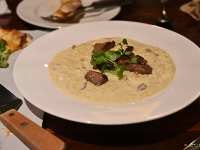 크림 리조또와 고기