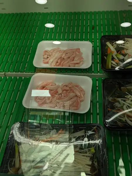 신선한 고기 진열 모습 2