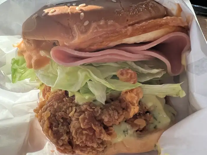 인크레더블버거 단면