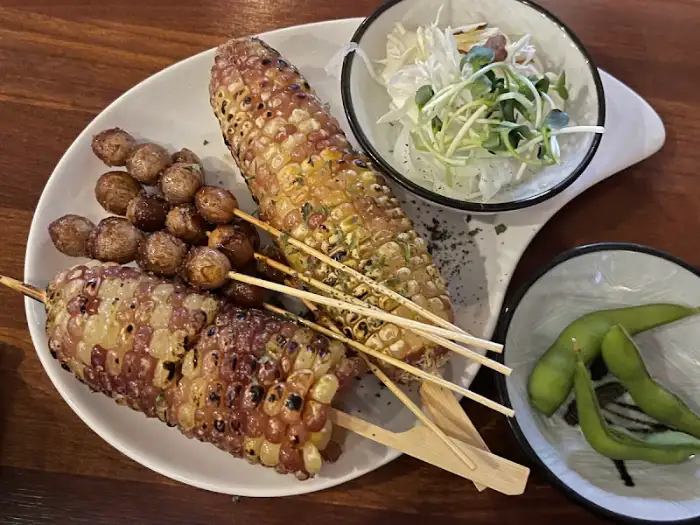 옥수수 구이와 꼬치