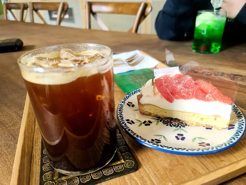 자몽 타르트와 알디프 차