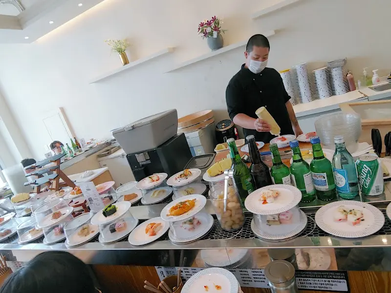 회전초밥 레일