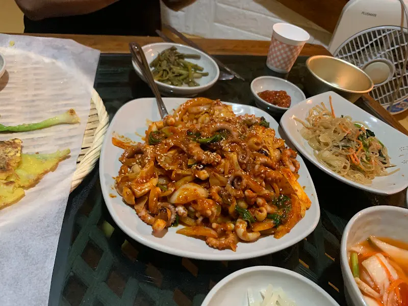 다채로운 메뉴 구성