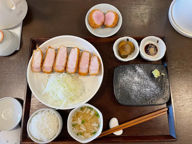 정갈한 한 상 차림