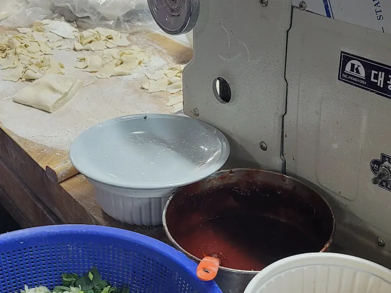 진아집 칼국수 제조 과정