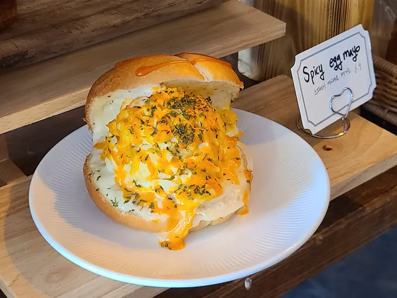 스파이시 에그 마요 샌드위치