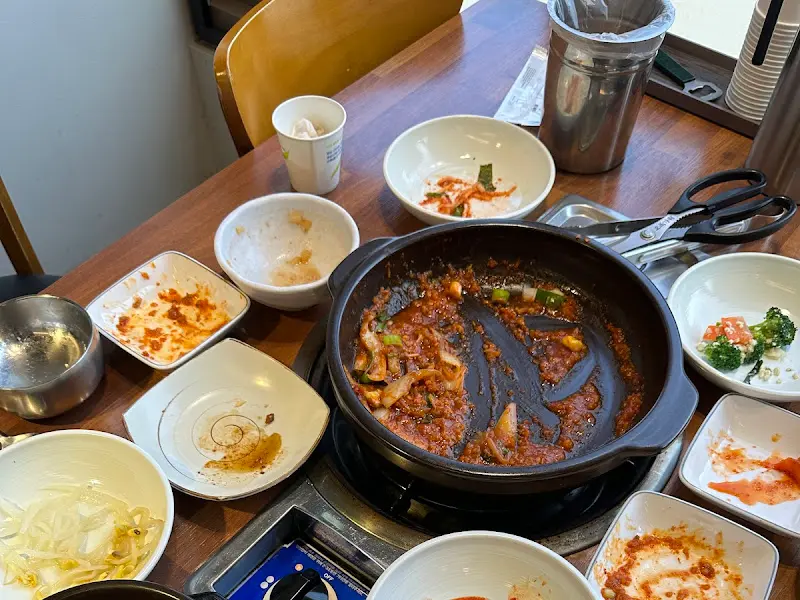 식사를 마친 테이블