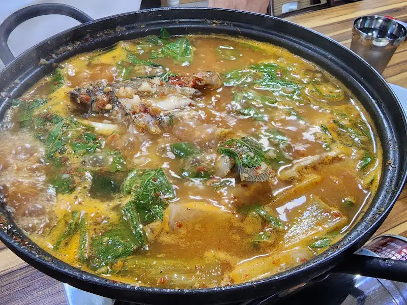 칼칼하고 시원한 매운탕