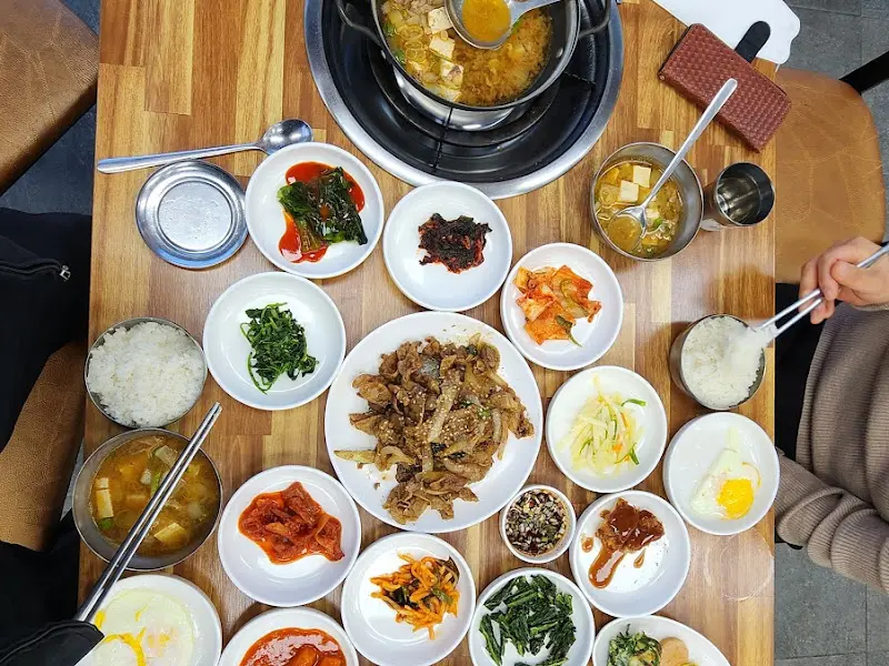 푸짐한 한 상 차림